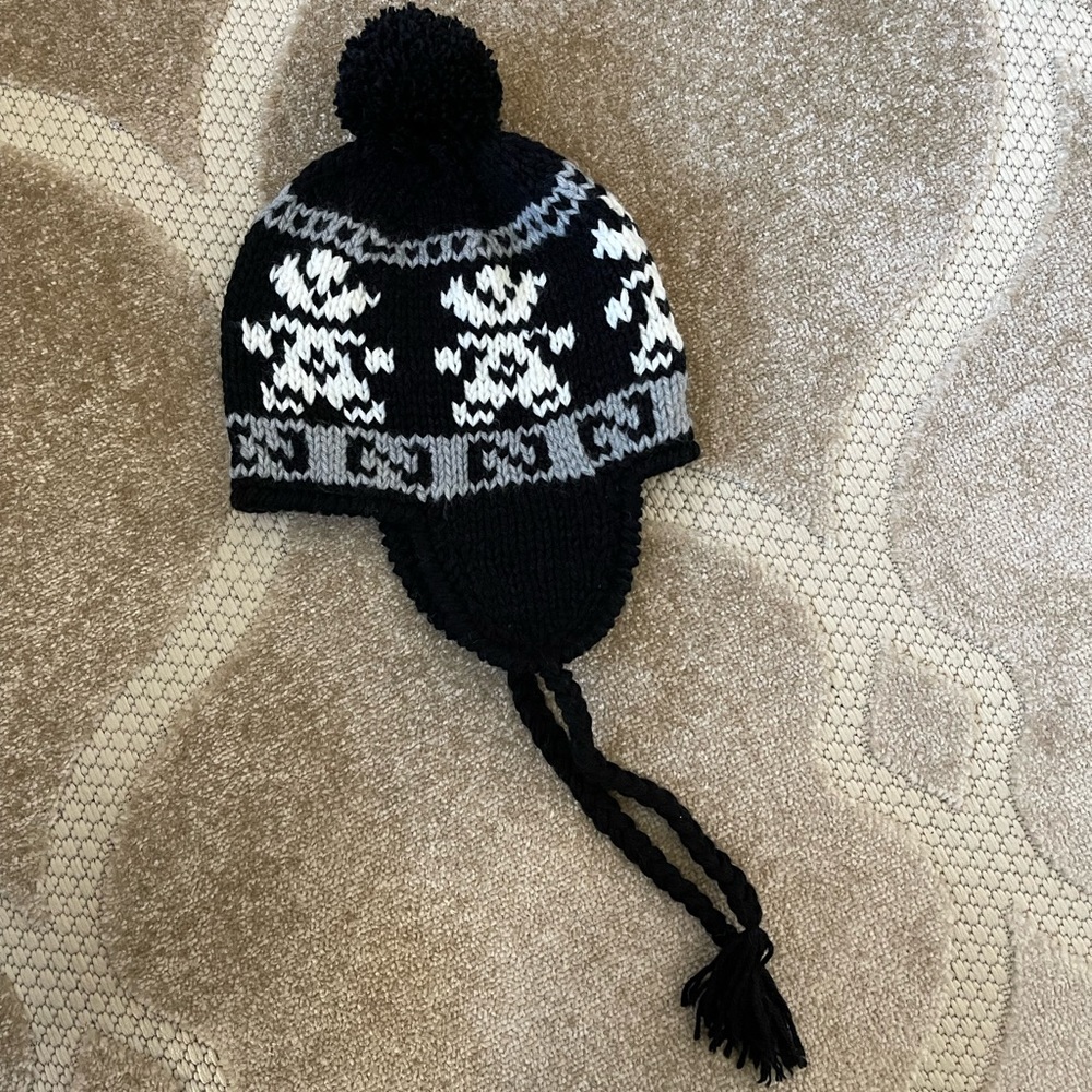 Knitted snow hat/ beanie
